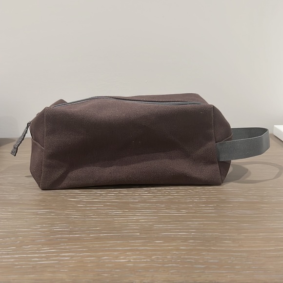 New Every Man Jack Toiletry Travel Bag - Picture 4 of 9